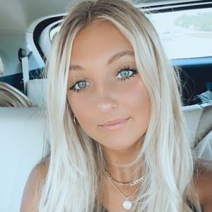 Meet your Posher, Camryn